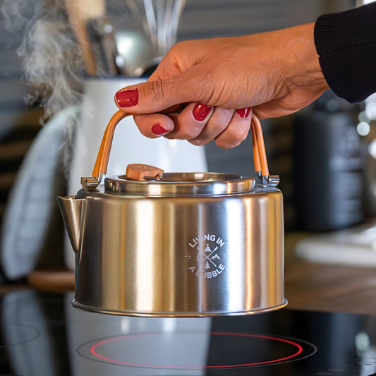 Kettle with Strainer