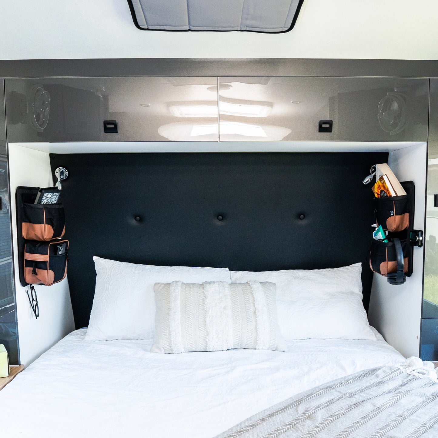 RV Wall Storage - Canyon